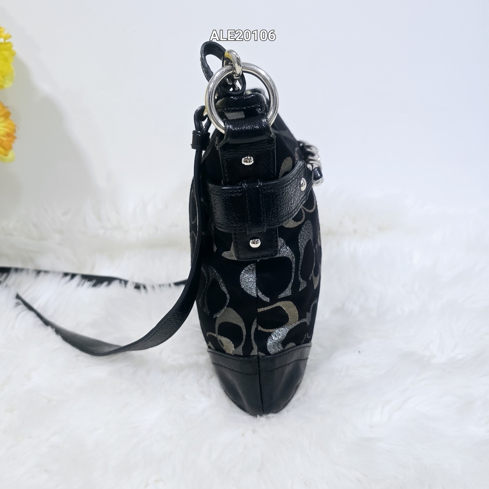 Coach black and silver crossbody bag in Optic Metallic Signature F19820 - Picture 13 of 15
